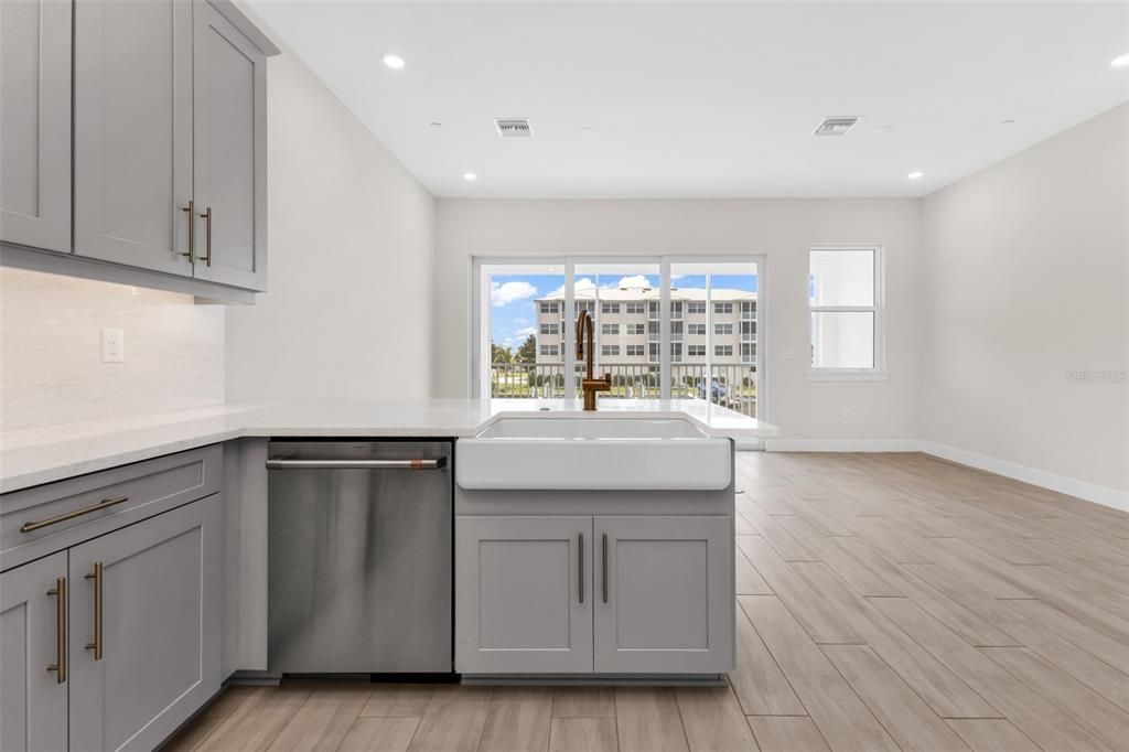 For Sale: $544,000 (4 beds, 3 baths, 1867 Square Feet)