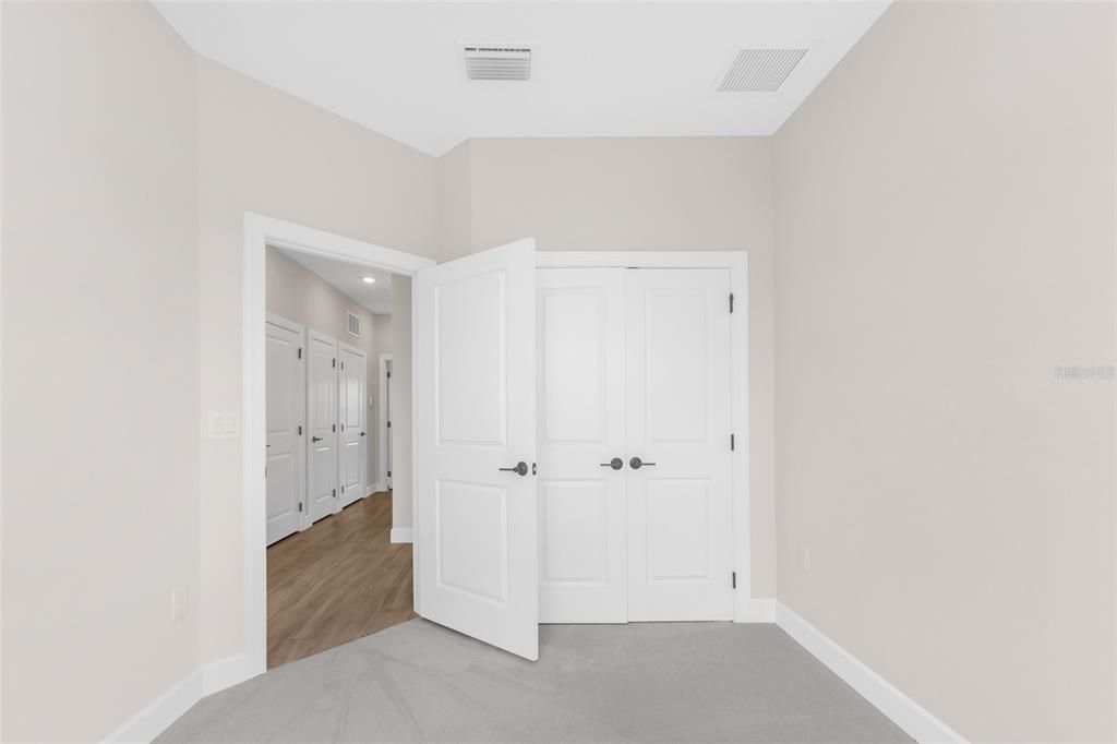 For Sale: $544,000 (4 beds, 3 baths, 1867 Square Feet)