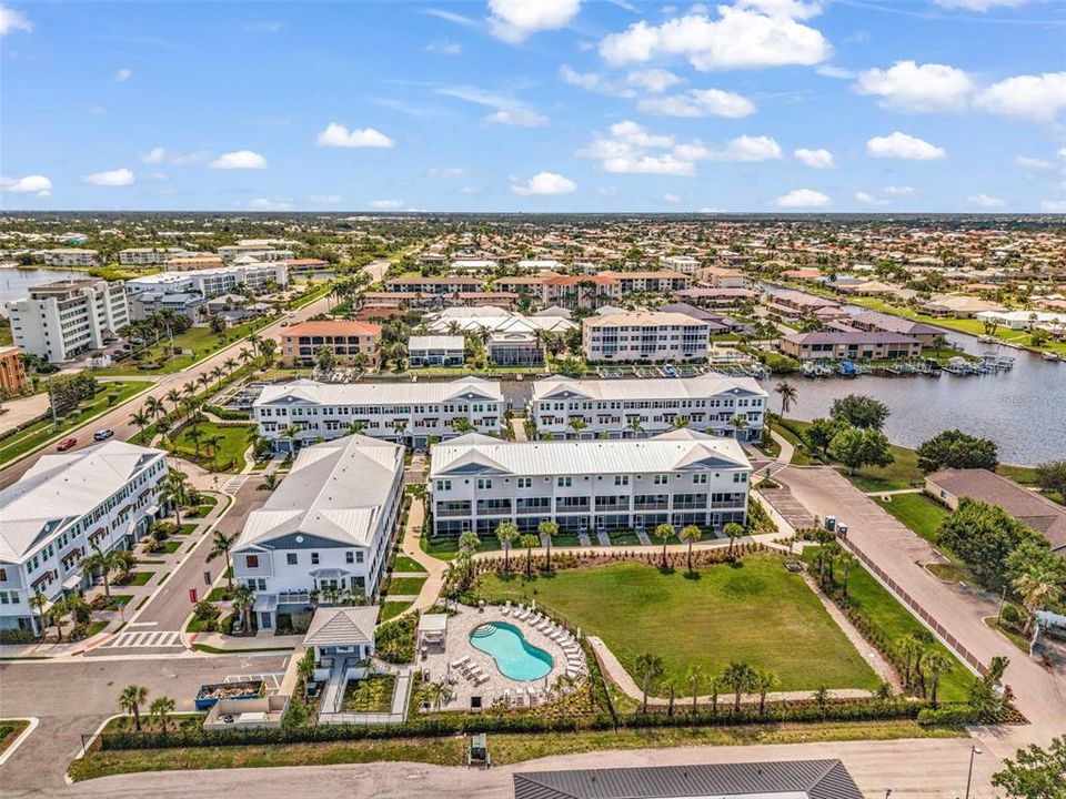 For Sale: $544,000 (4 beds, 3 baths, 1867 Square Feet)