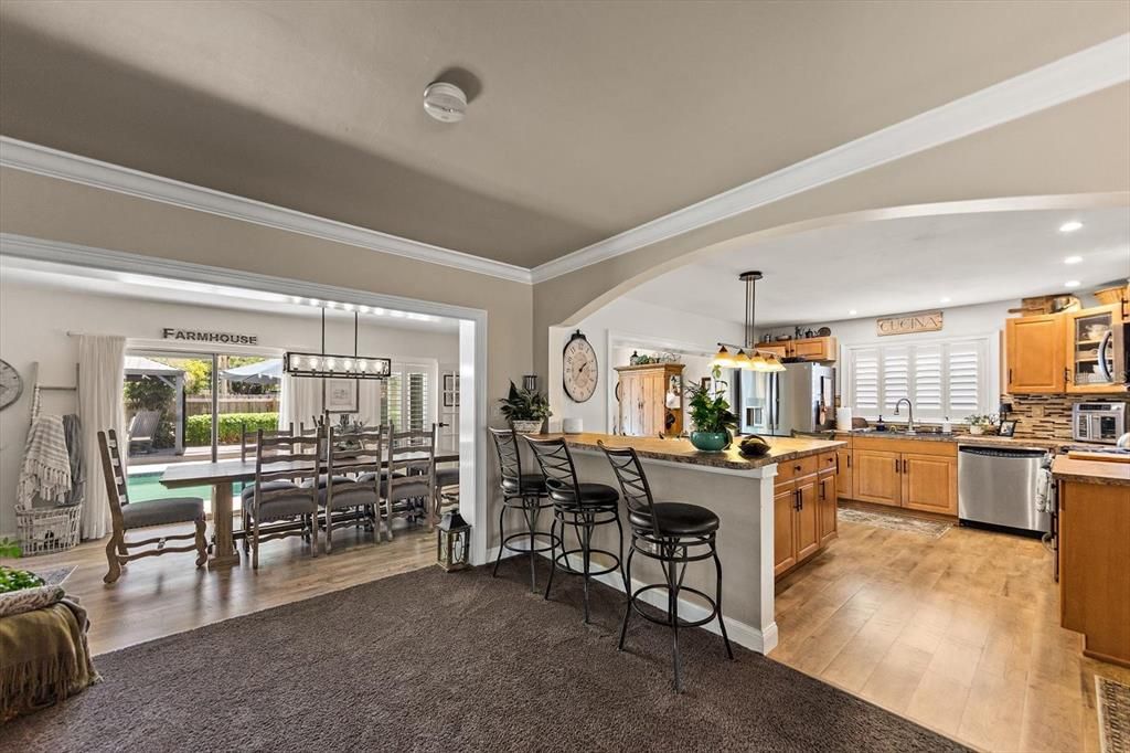 Active With Contract: $539,000 (2 beds, 2 baths, 1883 Square Feet)