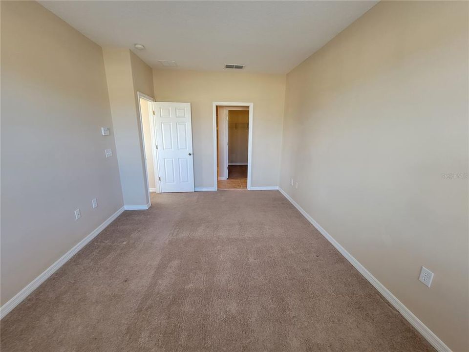 For Rent: $1,950 (3 beds, 2 baths, 1764 Square Feet)