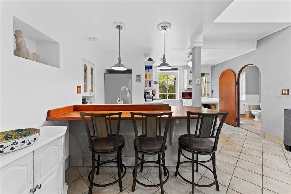 For Rent: $3,500 (3 beds, 2 baths, 1760 Square Feet)