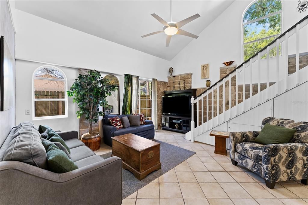 For Rent: $3,500 (3 beds, 2 baths, 1760 Square Feet)