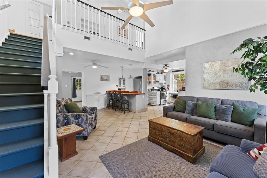 For Rent: $3,500 (3 beds, 2 baths, 1760 Square Feet)