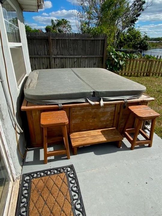 For Sale: $269,500 (3 beds, 1 baths, 1524 Square Feet)