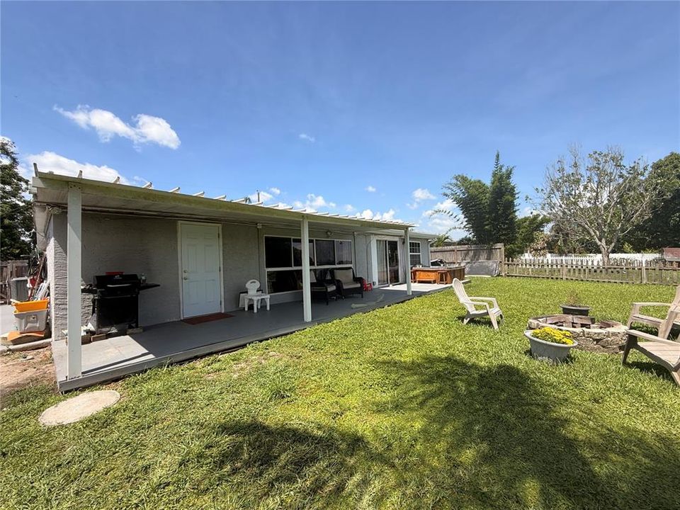 For Sale: $269,500 (3 beds, 1 baths, 1524 Square Feet)