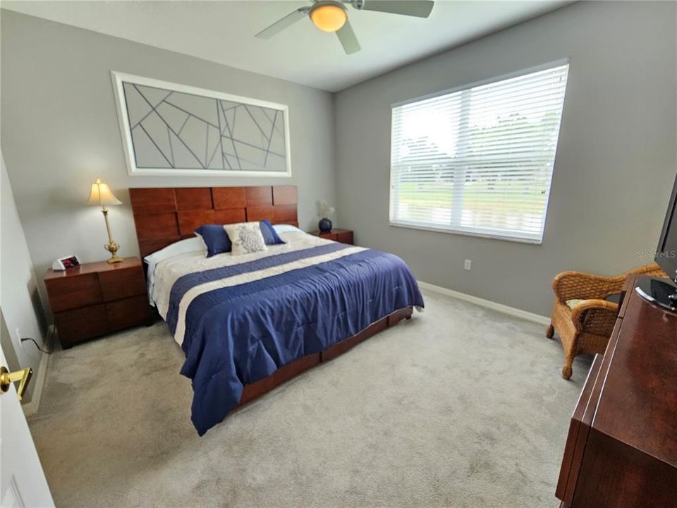 For Rent: $2,600 (2 beds, 2 baths, 1433 Square Feet)