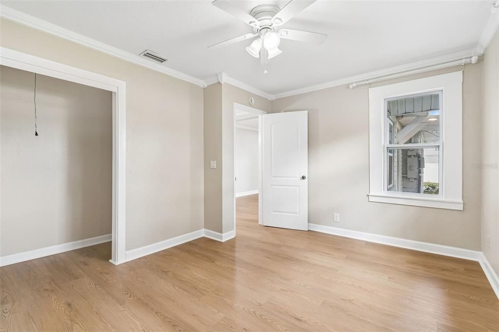 For Sale: $399,999 (2 beds, 2 baths, 1506 Square Feet)