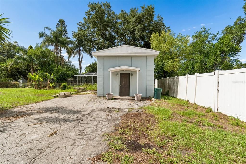 For Sale: $399,999 (2 beds, 2 baths, 1506 Square Feet)