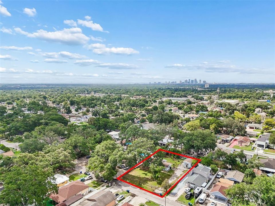 For Sale: $399,999 (2 beds, 2 baths, 1506 Square Feet)