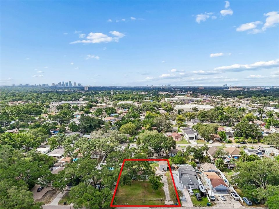 For Sale: $399,999 (2 beds, 2 baths, 1506 Square Feet)