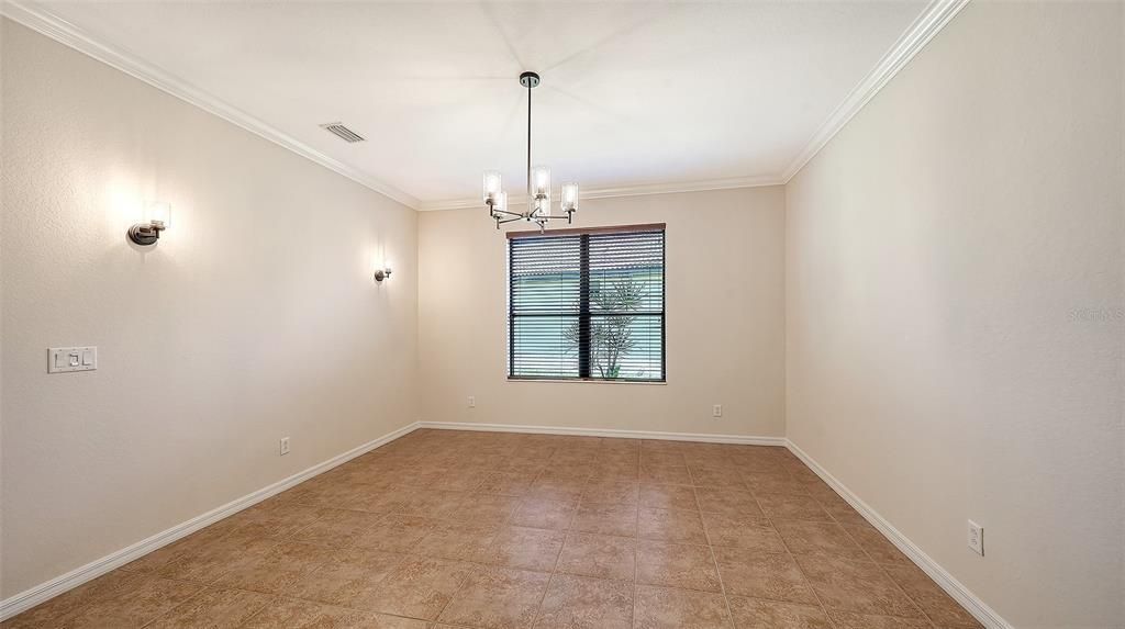 En Venta: $519,900 (2 camas, 2 baños, 2081 Pies cuadrados)