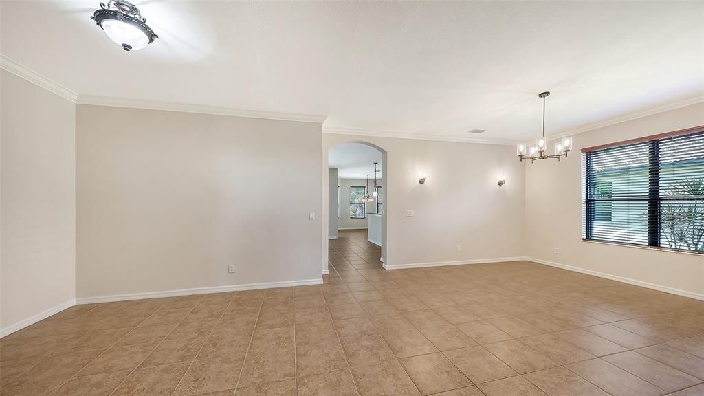 En Venta: $519,900 (2 camas, 2 baños, 2081 Pies cuadrados)