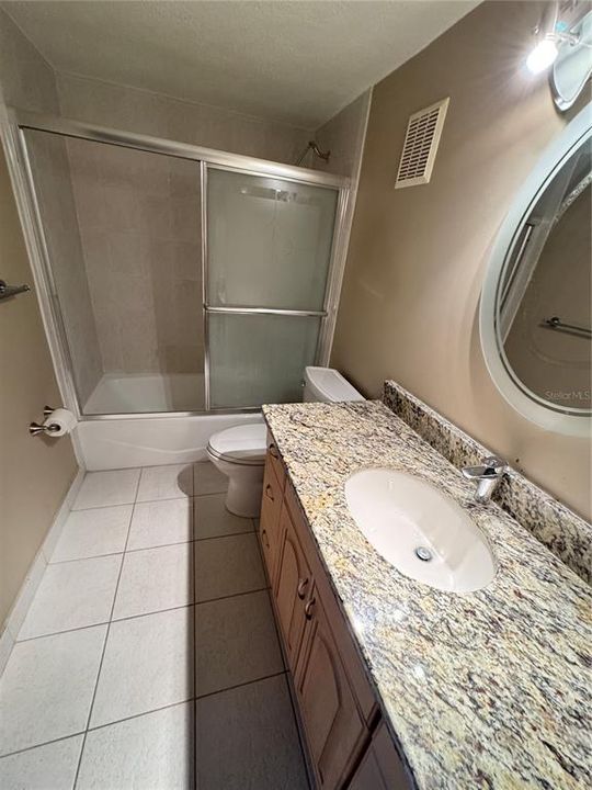 В аренду: $1,975 (2 спален, 2 ванн, 1109 Квадратных фут)