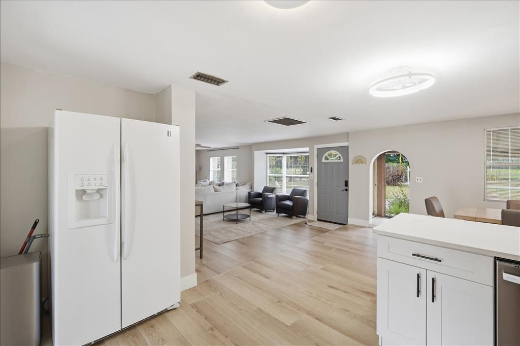 For Sale: $507,500 (3 beds, 2 baths, 1760 Square Feet)