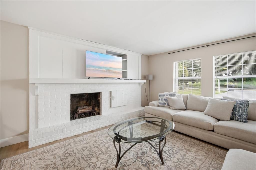 For Sale: $507,500 (3 beds, 2 baths, 1760 Square Feet)