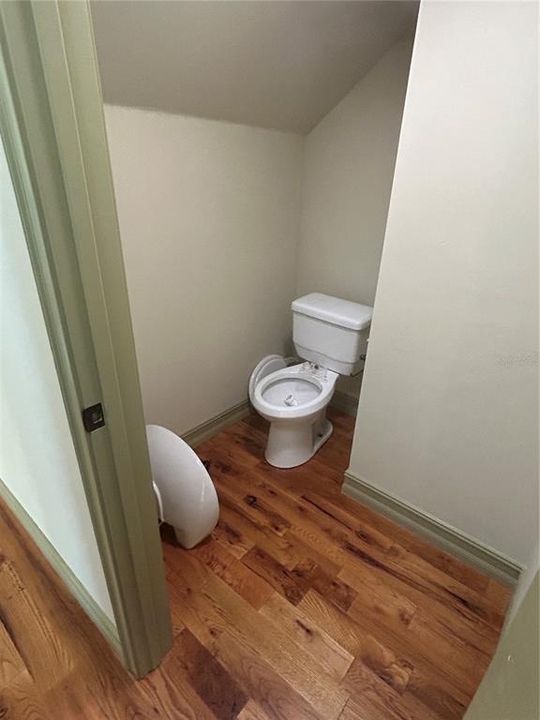 : $799,000 (3 спален, 2 ванн, 3031 Квадратных фут)