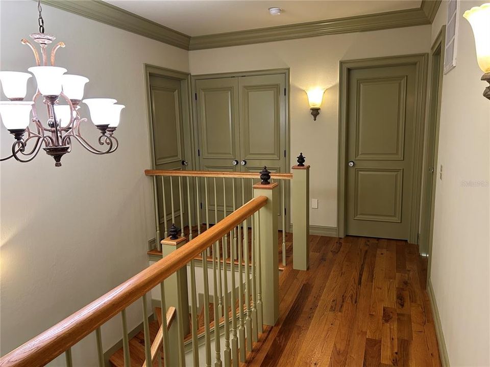 : $799,000 (3 спален, 2 ванн, 3031 Квадратных фут)