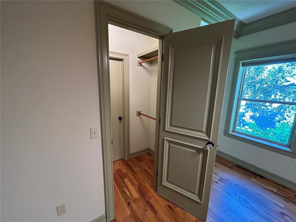 : $799,000 (3 спален, 2 ванн, 3031 Квадратных фут)