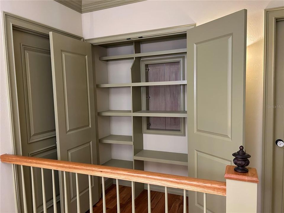 : $799,000 (3 спален, 2 ванн, 3031 Квадратных фут)