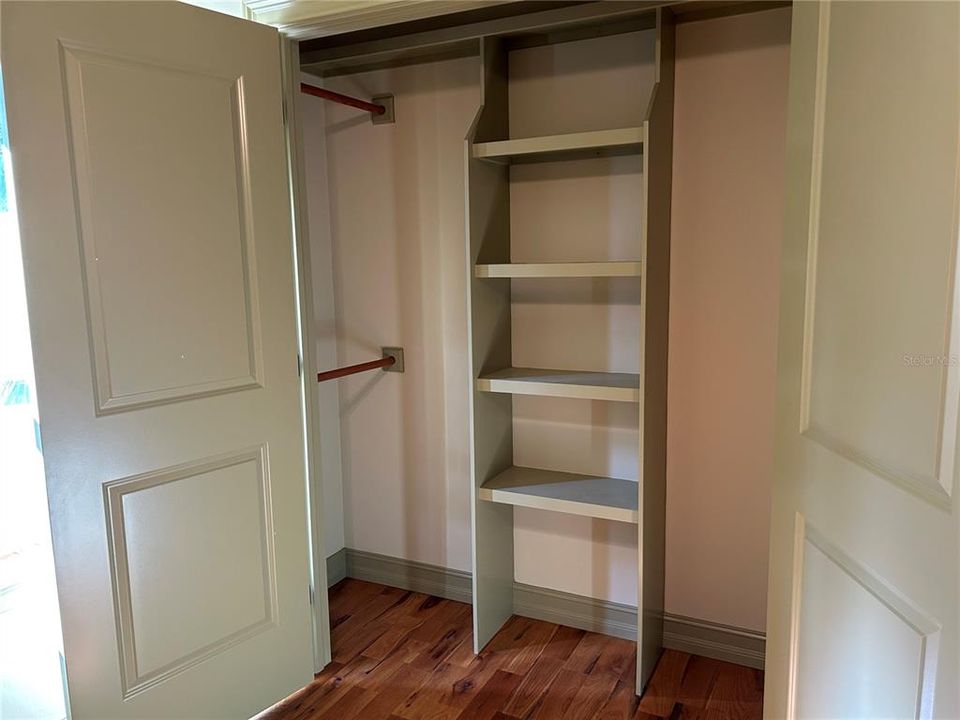 : $799,000 (3 спален, 2 ванн, 3031 Квадратных фут)