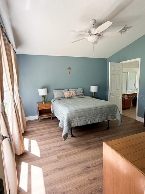 For Sale: $412,000 (3 beds, 2 baths, 1564 Square Feet)