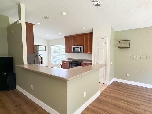 For Sale: $412,000 (3 beds, 2 baths, 1564 Square Feet)