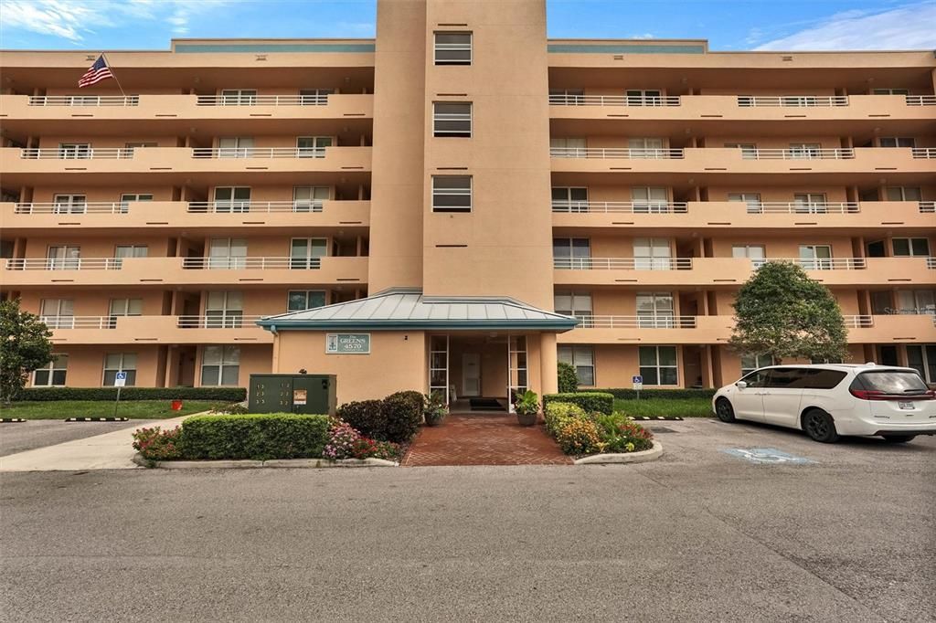 For Sale: $240,000 (2 beds, 2 baths, 1376 Square Feet)
