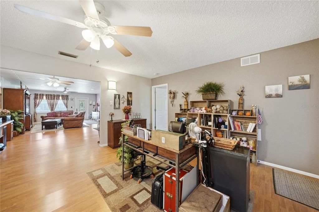 For Sale: $370,000 (4 beds, 3 baths, 2206 Square Feet)
