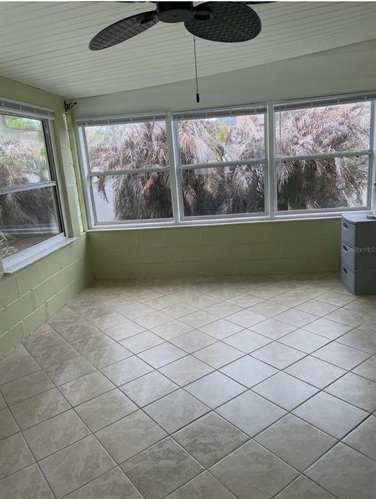 For Sale: $465,000 (3 beds, 2 baths, 1645 Square Feet)