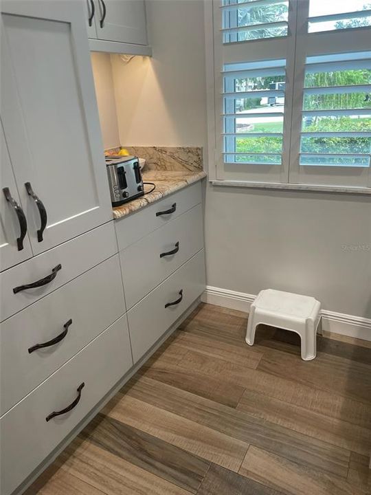 For Sale: $465,000 (3 beds, 2 baths, 1645 Square Feet)
