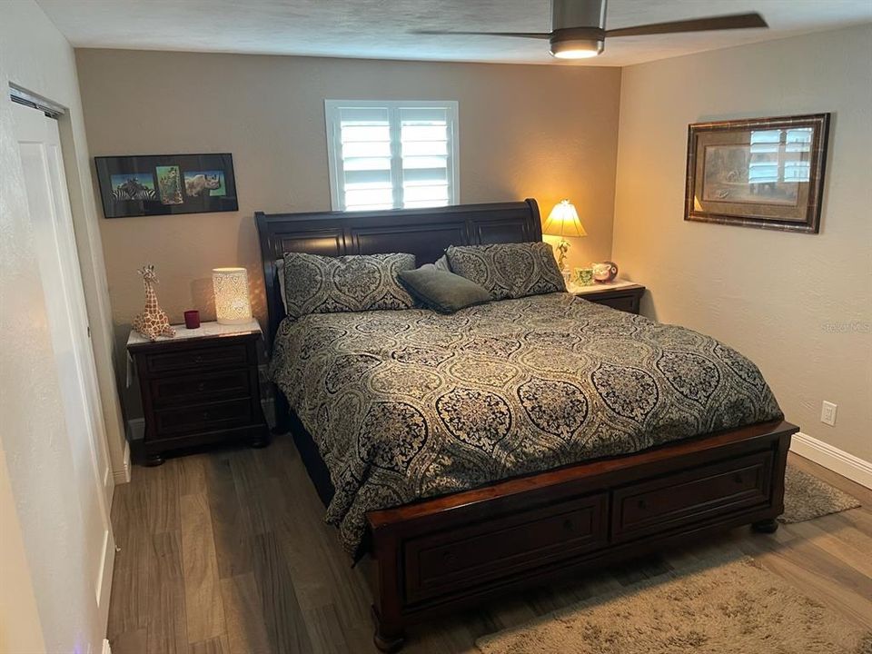 For Sale: $465,000 (3 beds, 2 baths, 1645 Square Feet)