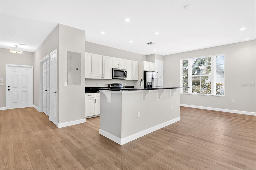 For Sale: $615,000 (3 beds, 2 baths, 1434 Square Feet)