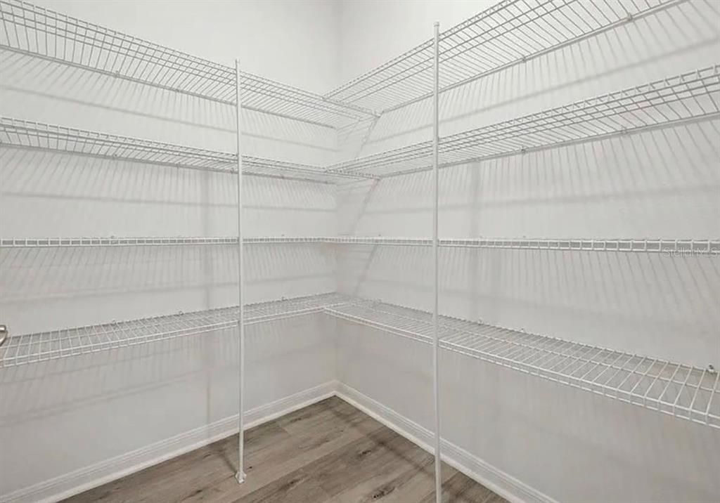 En Renta: $4,200 (5 camas, 4 baños, 3531 Pies cuadrados)