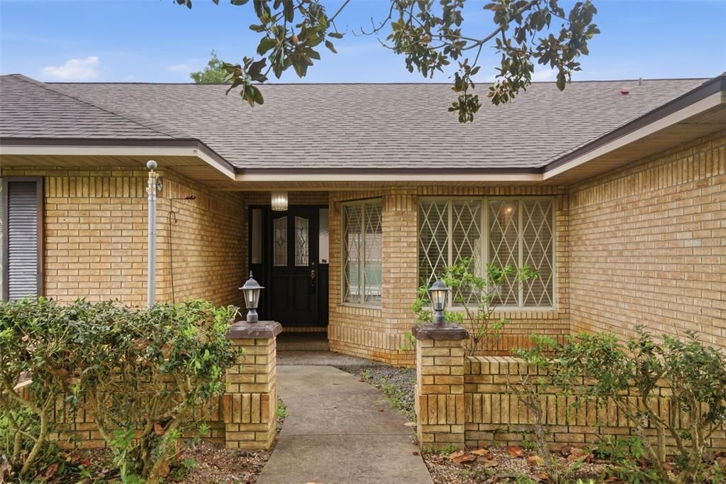 En Venta: $436,000 (4 camas, 3 baños, 2479 Pies cuadrados)