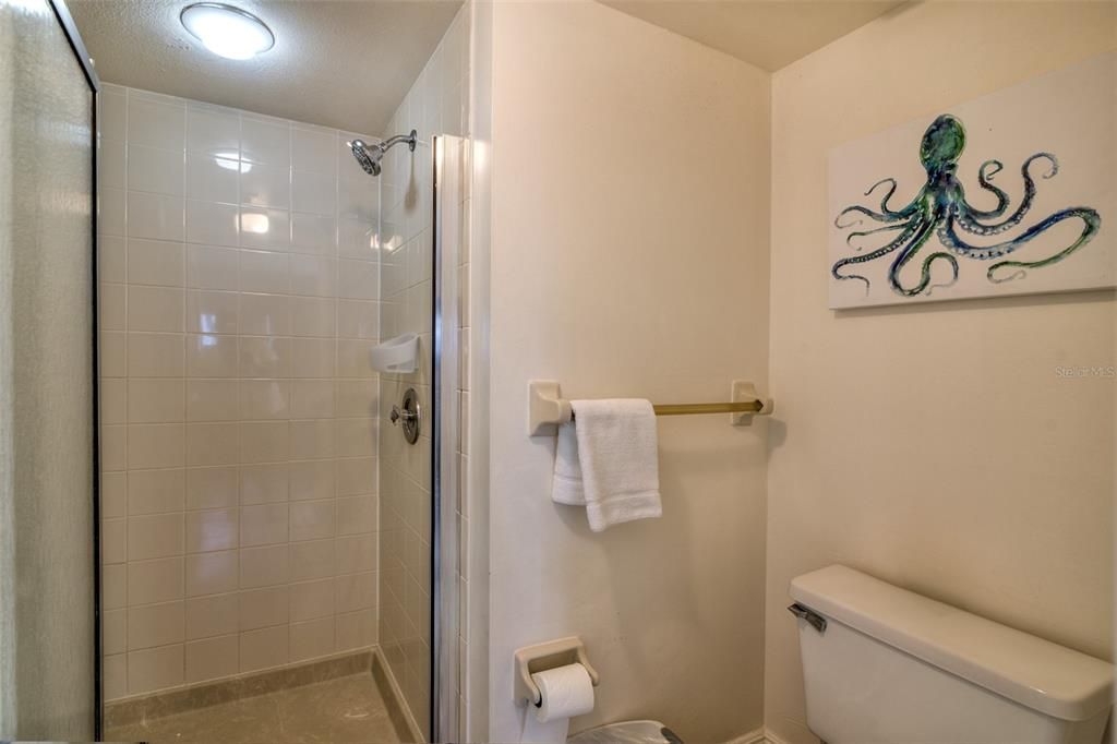 En Venta: $265,000 (2 camas, 2 baños, 1174 Pies cuadrados)