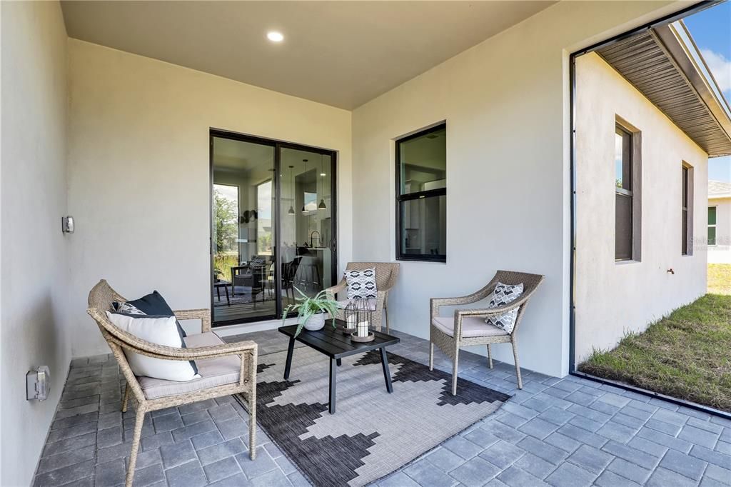 For Sale: $349,000 (3 beds, 2 baths, 1529 Square Feet)