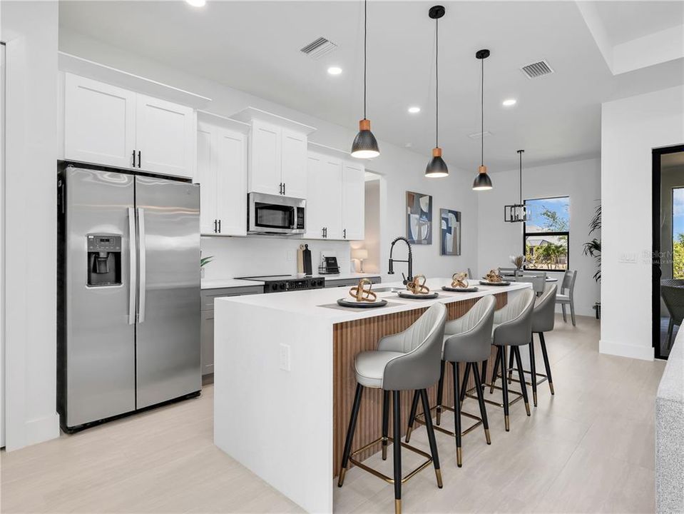 For Sale: $349,000 (3 beds, 2 baths, 1529 Square Feet)