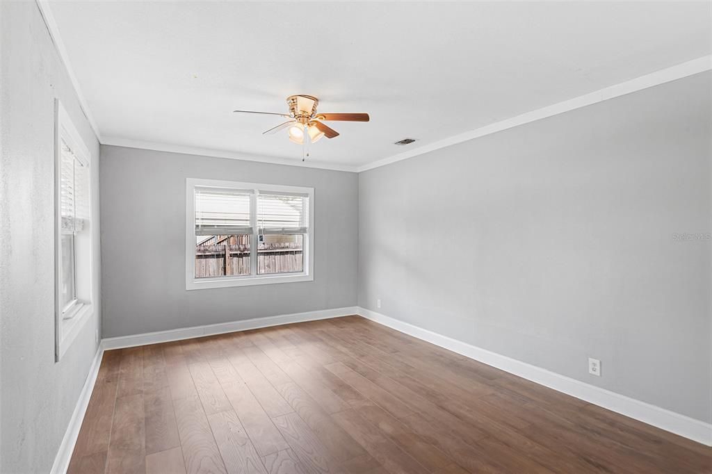 For Sale: $235,000 (3 beds, 1 baths, 1344 Square Feet)