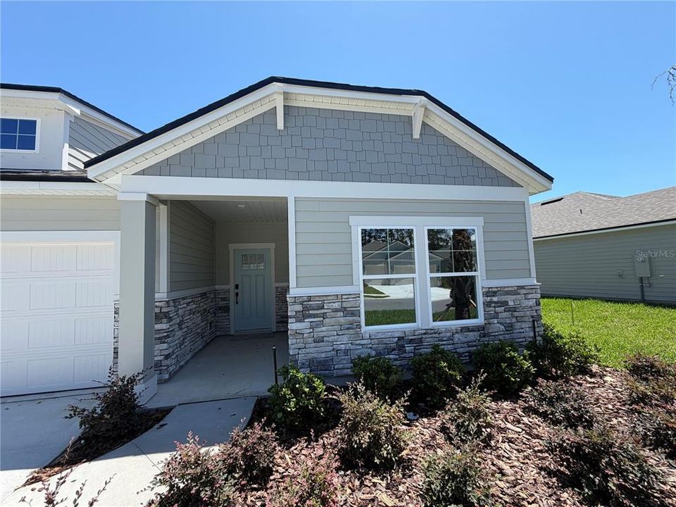 For Sale: $424,017 (3 beds, 2 baths, 1639 Square Feet)