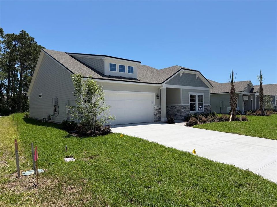 For Sale: $424,017 (3 beds, 2 baths, 1639 Square Feet)