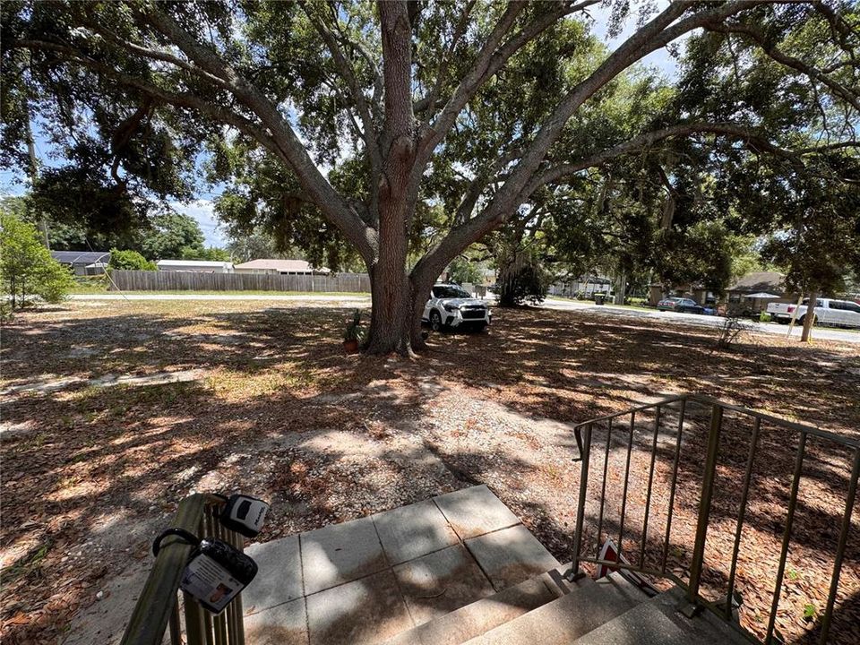 For Rent: $1,500 (2 beds, 1 baths, 850 Square Feet)