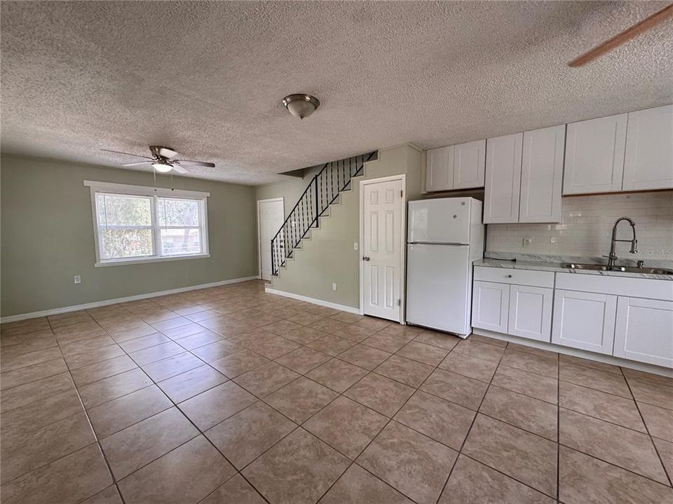 For Rent: $1,500 (2 beds, 1 baths, 850 Square Feet)