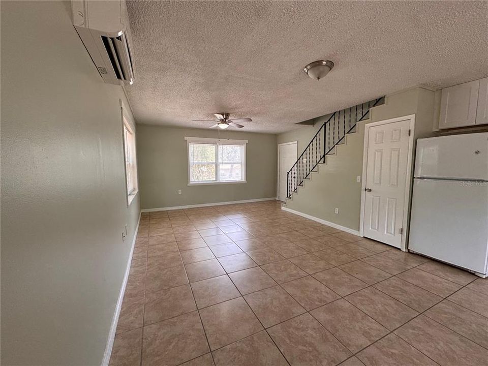 For Rent: $1,500 (2 beds, 1 baths, 850 Square Feet)