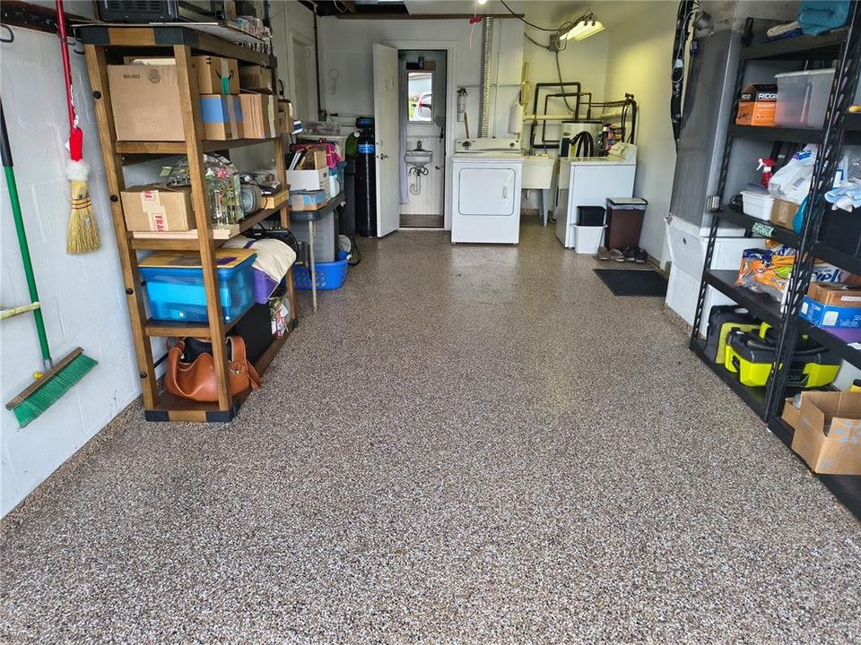 For Sale: $245,000 (2 beds, 2 baths, 1066 Square Feet)