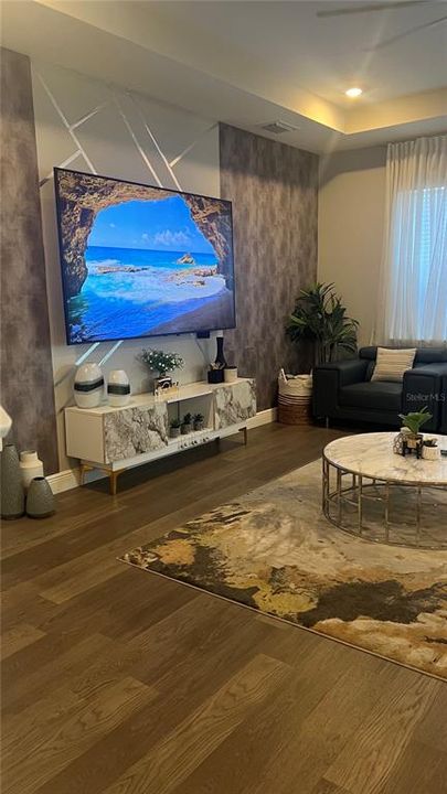 For Rent: $3,500 (4 beds, 3 baths, 3313 Square Feet)