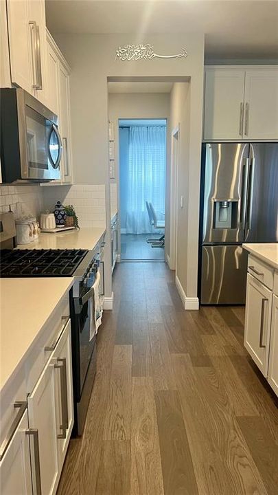 For Rent: $3,500 (4 beds, 3 baths, 3313 Square Feet)