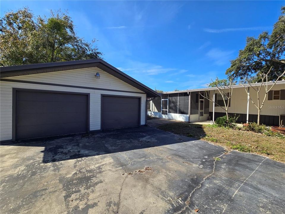 For Rent: $1,900 (3 beds, 2 baths, 1344 Square Feet)