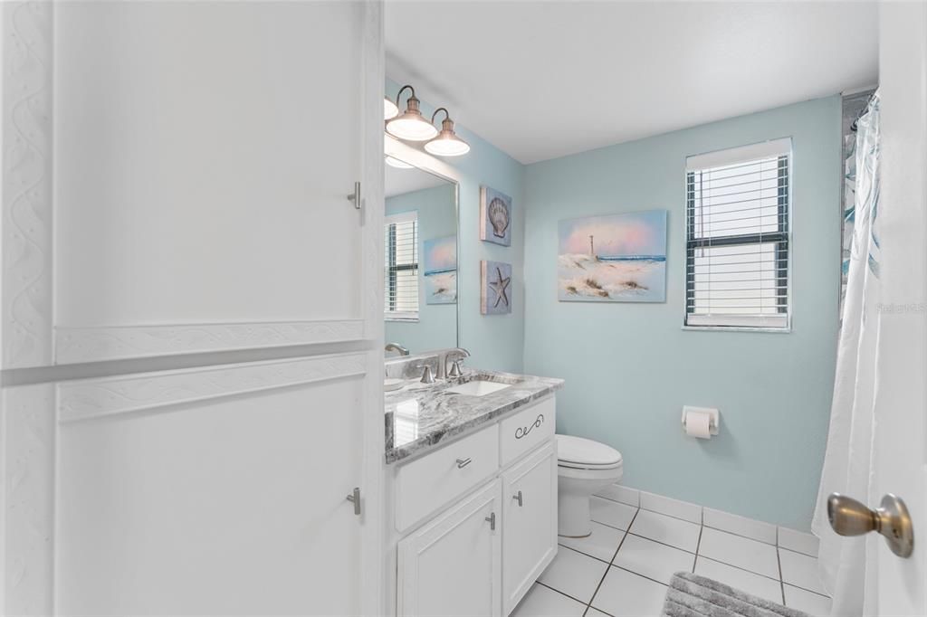 For Rent: $1,900 (1 beds, 1 baths, 755 Square Feet)