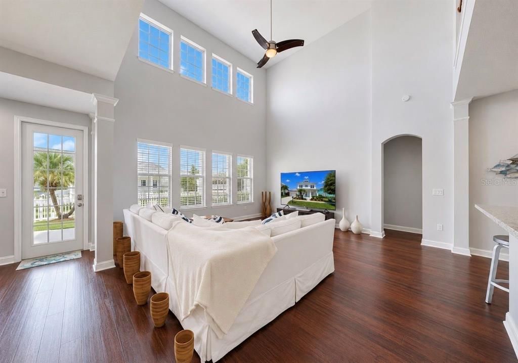For Sale: $1,125,000 (4 beds, 3 baths, 3548 Square Feet)